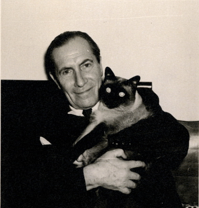 �. ��������� � ����� ������